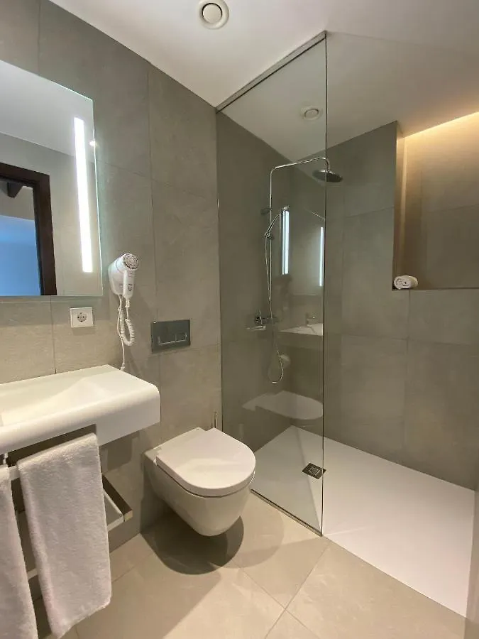 Alaro Natura Rural Suites Hotel